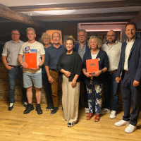 gewählter Vorstand mit Geehrten